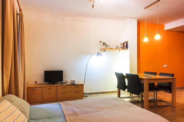 Loft In 1Th Floor & Terrace In 4Th Floor Apartman Valencia Kültér fotó