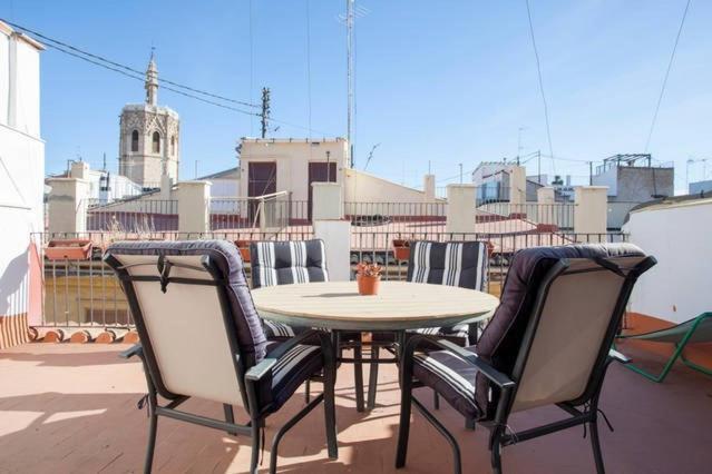 Loft In 1Th Floor & Terrace In 4Th Floor Apartman Valencia Kültér fotó